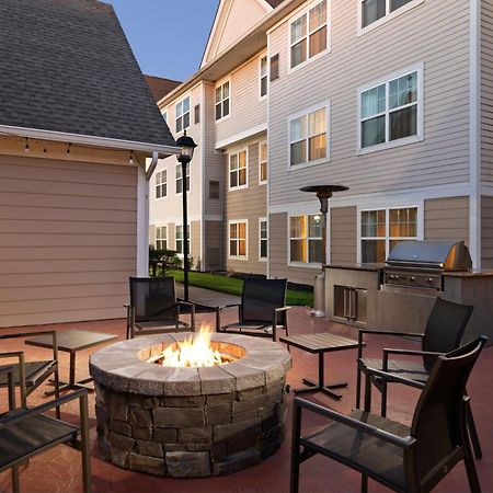 Residence Inn Mt. Laurel At Bishop'S Gate Маунт Лорел Екстериор снимка