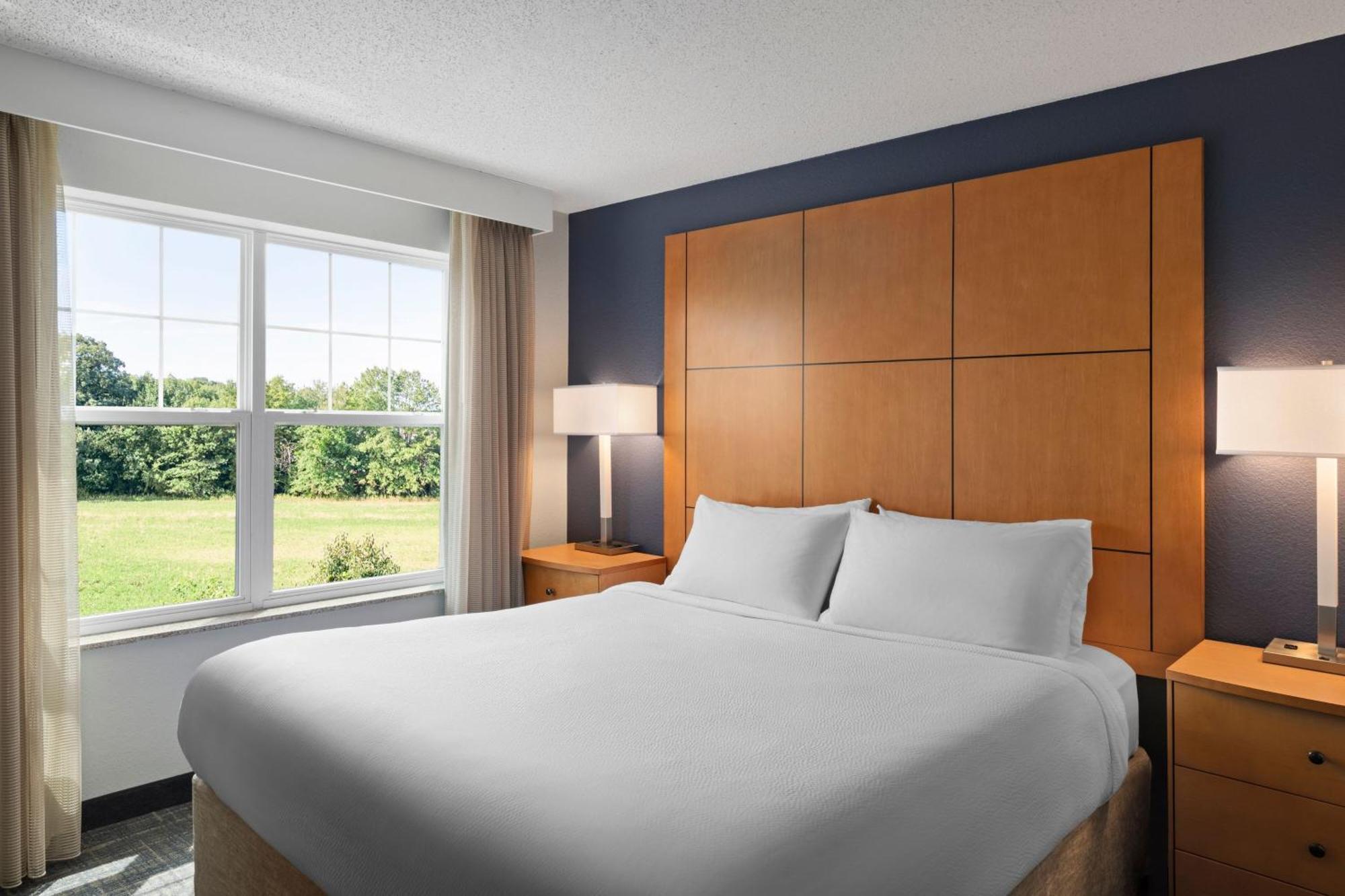 Residence Inn Mt. Laurel At Bishop'S Gate Маунт Лорел Екстериор снимка