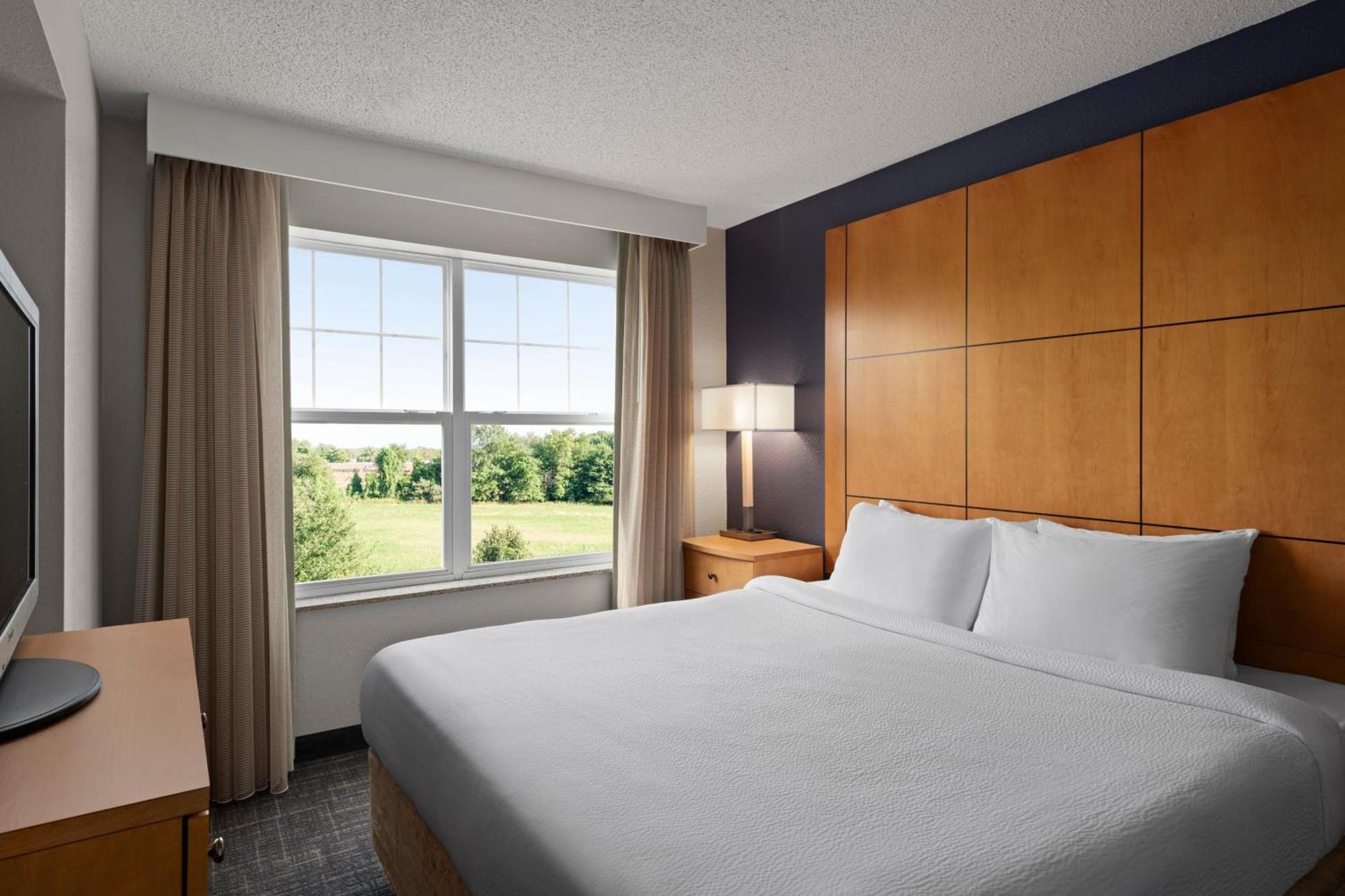 Residence Inn Mt. Laurel At Bishop'S Gate Маунт Лорел Екстериор снимка