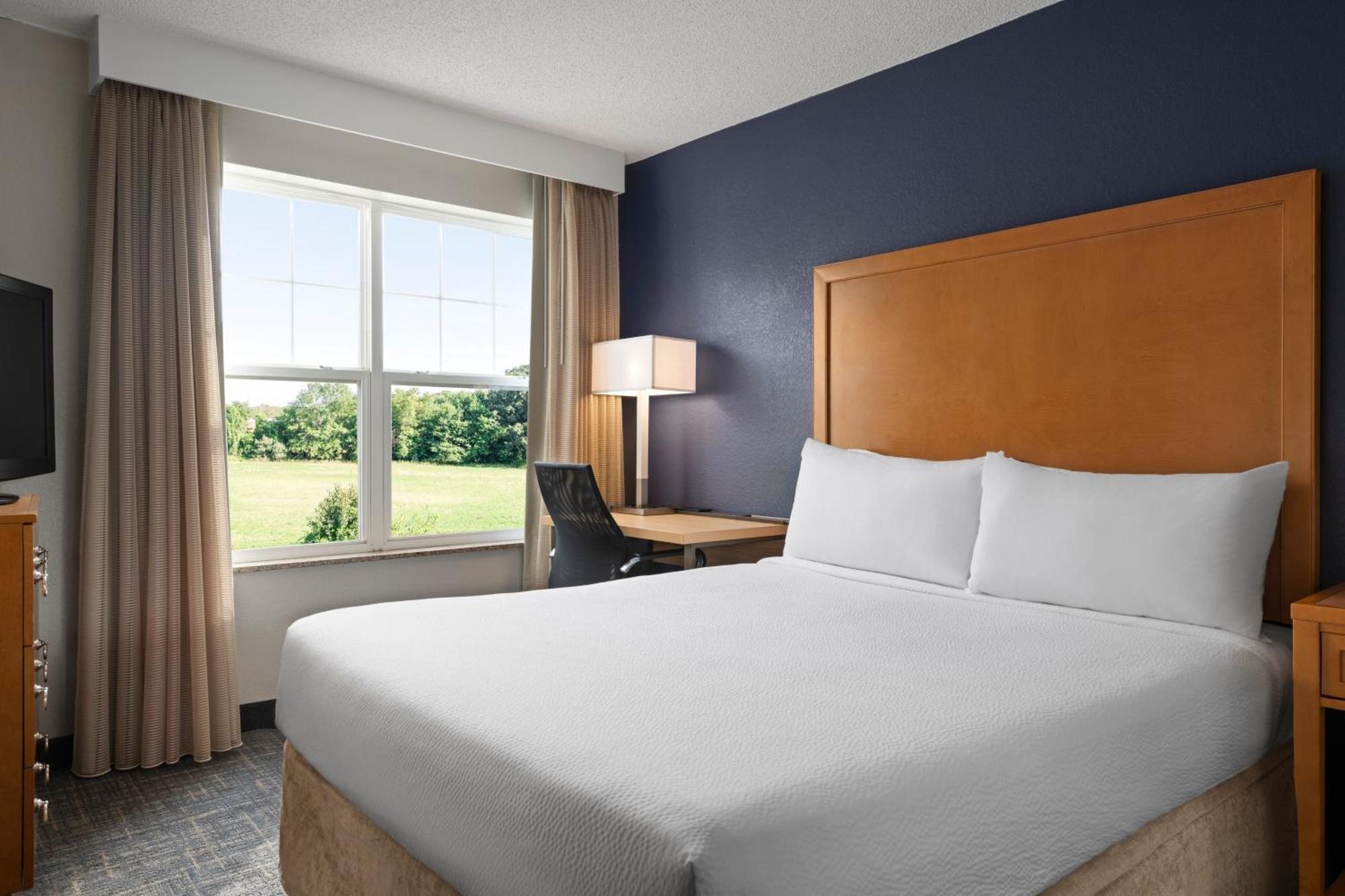 Residence Inn Mt. Laurel At Bishop'S Gate Маунт Лорел Екстериор снимка