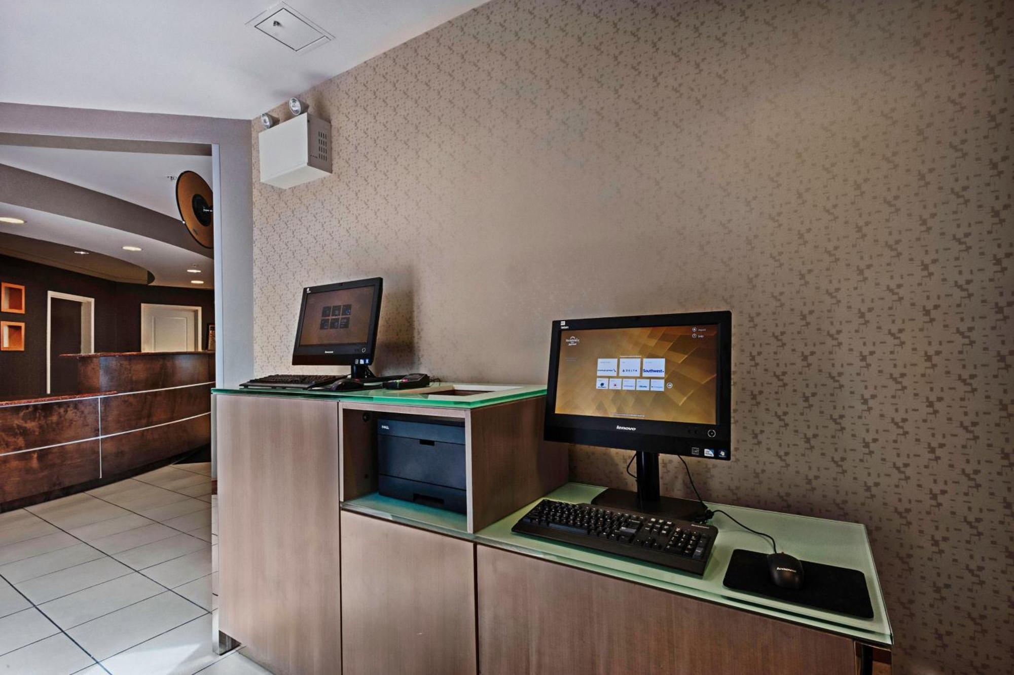 Residence Inn Mt. Laurel At Bishop'S Gate Маунт Лорел Екстериор снимка