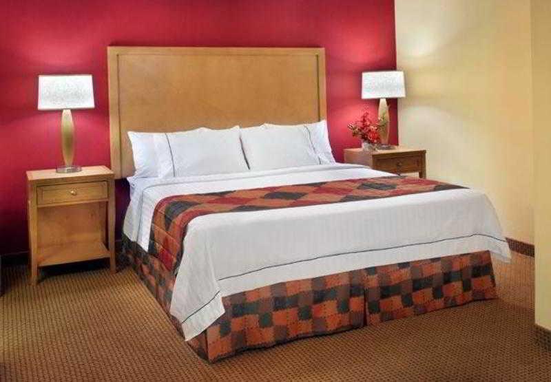 Residence Inn Mt. Laurel At Bishop'S Gate Маунт Лорел Стая снимка